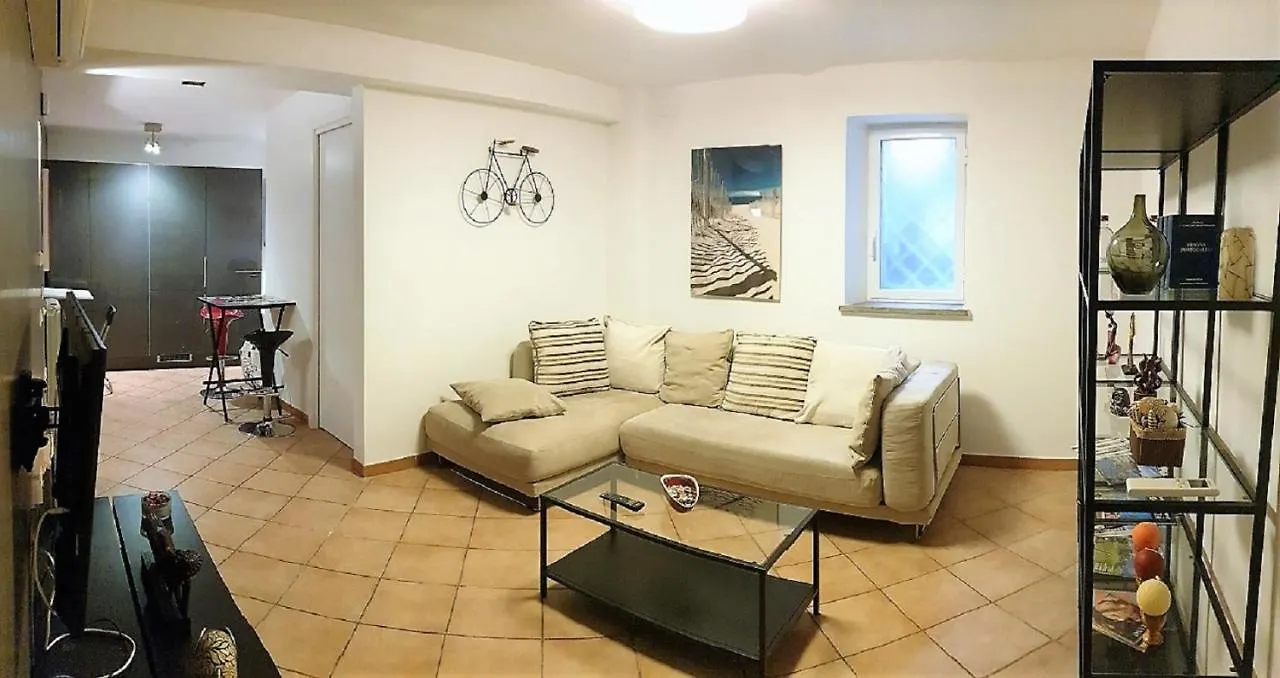 Casa Tua Chic Sant'Angelo Apartment Rome