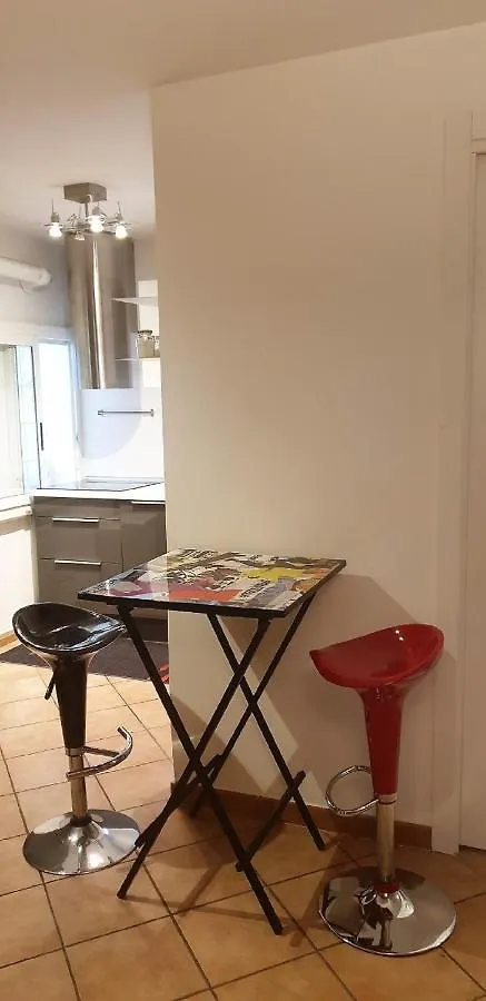 Casa Tua Chic Sant'Angelo Apartment Rome 0*,