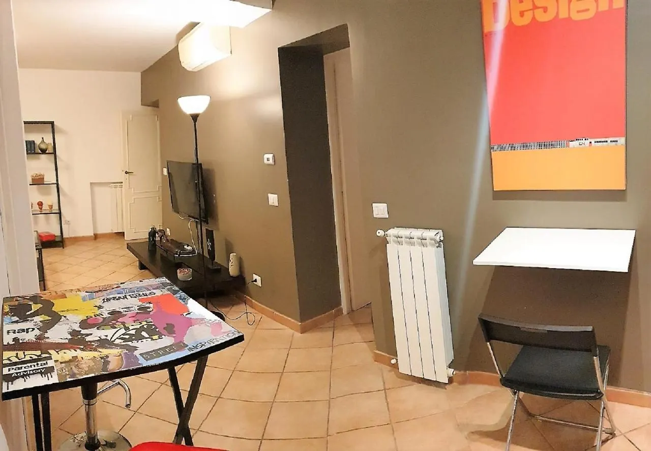 Casa Tua Chic Sant'Angelo Apartment Rome